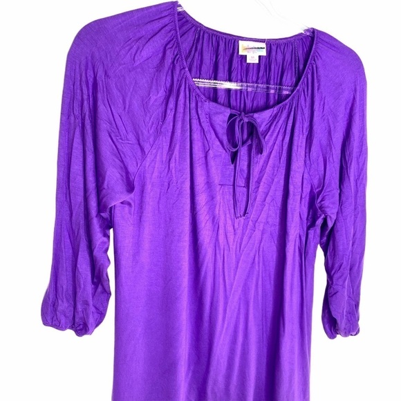 New Debra Top Lularoe - Picture 3 of 8